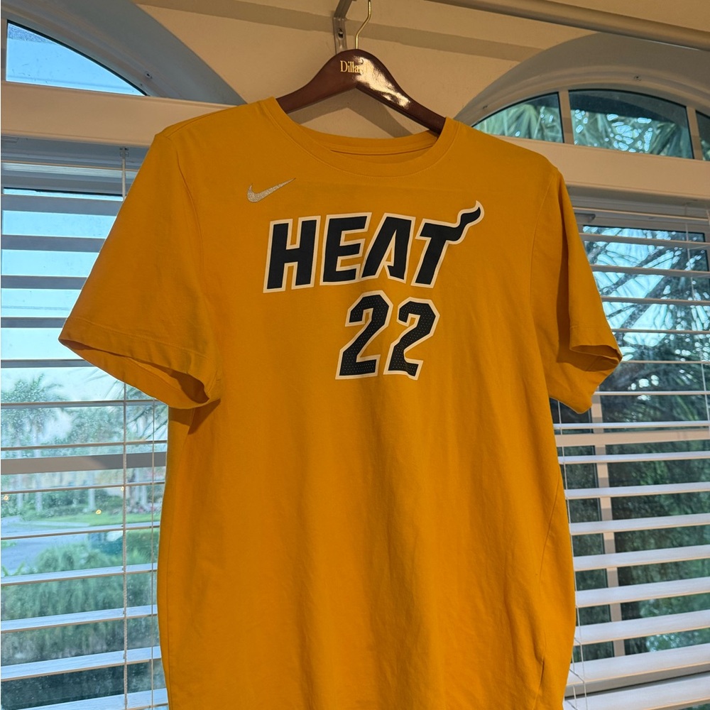 Nike Dri-Fit Miami Heat Jimmy Butler #22 T-Shirt Men's XL Yellow NBA